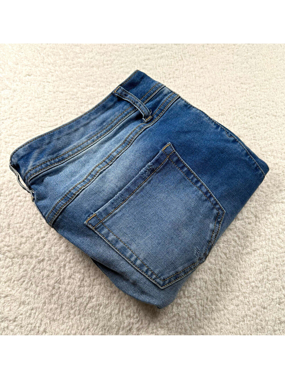 Torrid Luxe Slim Boot Jeans Women’s 14R Medium Wash Distressed Stretch